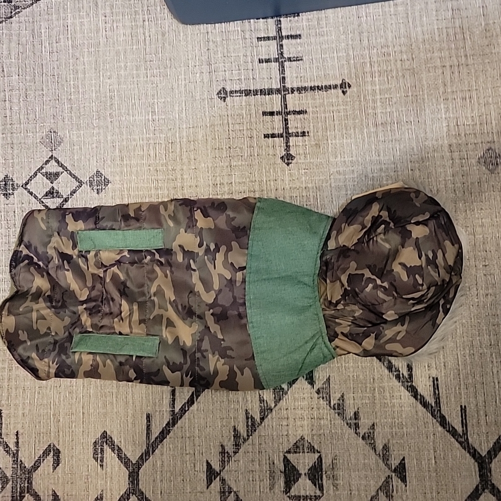 NWT. Dog cameo jacket with furry hood.